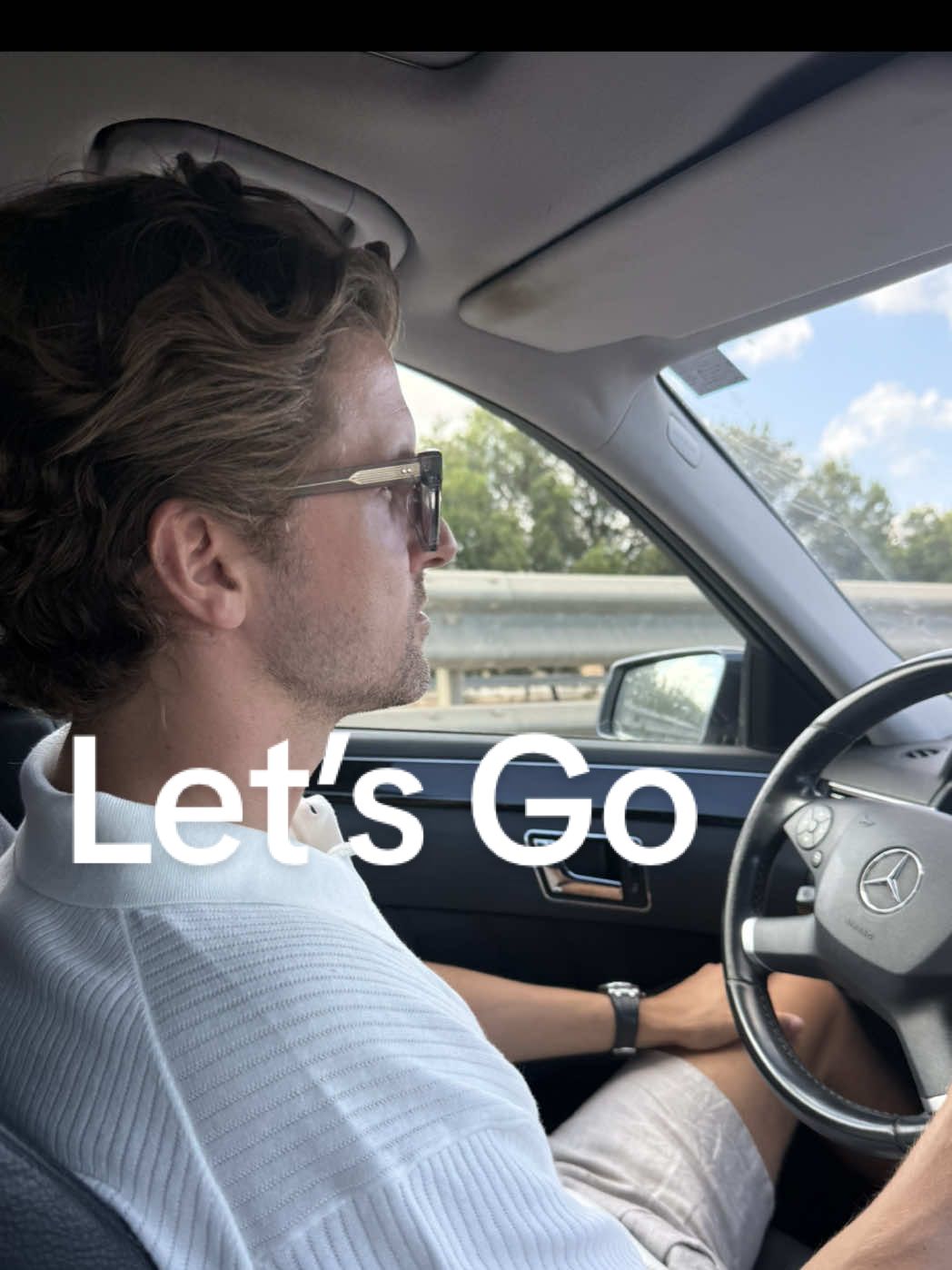 Driving around in Spain 🇪🇸 good summer vibes #vacation #summervibes #bybilain in the hair @BY VILAIN sunglasses limited edition Smoke from By Vilain 