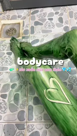 ủ riết nó không còn thúi nữa mà nó chuyển sang thơm rồi 🥲 #xuhuong #ubot #ttbc #skincarebody #bodyroutine #body #duongsangdabody #rv #LearnOnTikTok #taytebaochet #taytebaochet #chamdatainha #duongtrangdabody #bothtiennhien #trangbody #camthao #botcamthao #bottaoxoan #toaxoanmixcamthao #tảo_xoắn #tảo 