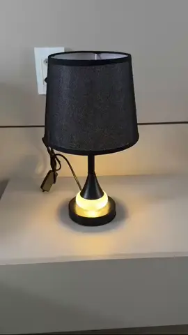 Confira Abajur Luminaria Decorativo Quarto Sala Criado Mudo Cristal Com Led 42cm com 34% de desconto! Somente R$99,00 - R$139,00. Encontre na Shopee agora! Compre com o ID do produto.  ID:ASE-HGR-FYG👈👈