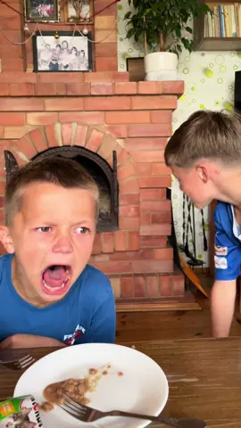 ФУУУУУУУ КАК ТАКОЕ МОЖНО ЕСТЬ?🤮🤢🤮 #еданакамеру #мукбанк 