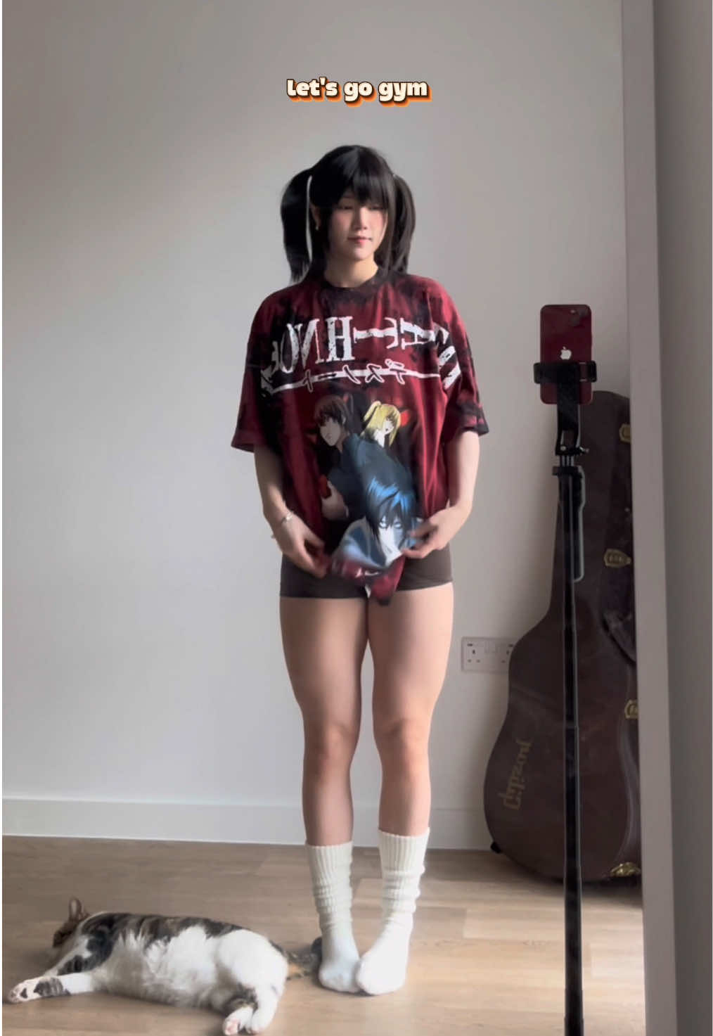 Tried barbell pistol squats today(๑•̀ㅂ•́)و✧ 120kg/264lb squats used to crush me but are just part of the routine now hehe Pull-ups have been smooth, and I’ve been finishing each session with hanging ab curls. Training’s been feeling really solid lately:) #legday #workout #gymmotivation 