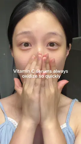note this guys, always check and make sure that your vitamin C serum is FRESH! . #vitaminc #freshvitaminc #serum #potent #brightening #oxidation #glowingskin #skincaretips #SkinCare101