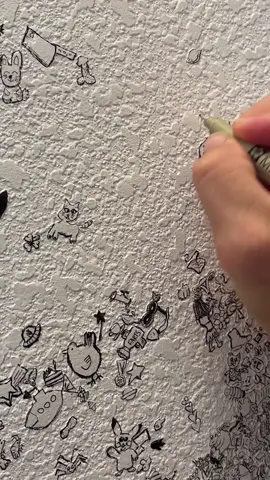 Doodle a day…Kiwi Bird! #doodles #easydoodle #whatdoyousee #art #onthewall #walltattoos #FamilyFun #summervibes #micronpens #imagination #messydrawing #kiwi 