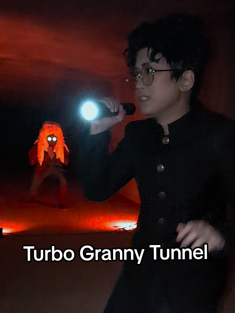 Replying to @natchanon_meekaew  #dandadan #ddd #okarun #turbogranny #cosplay #okaruncosplay #turbogrannycosplay #dandadancosplay #tunnel #haunted @user5064330836101 