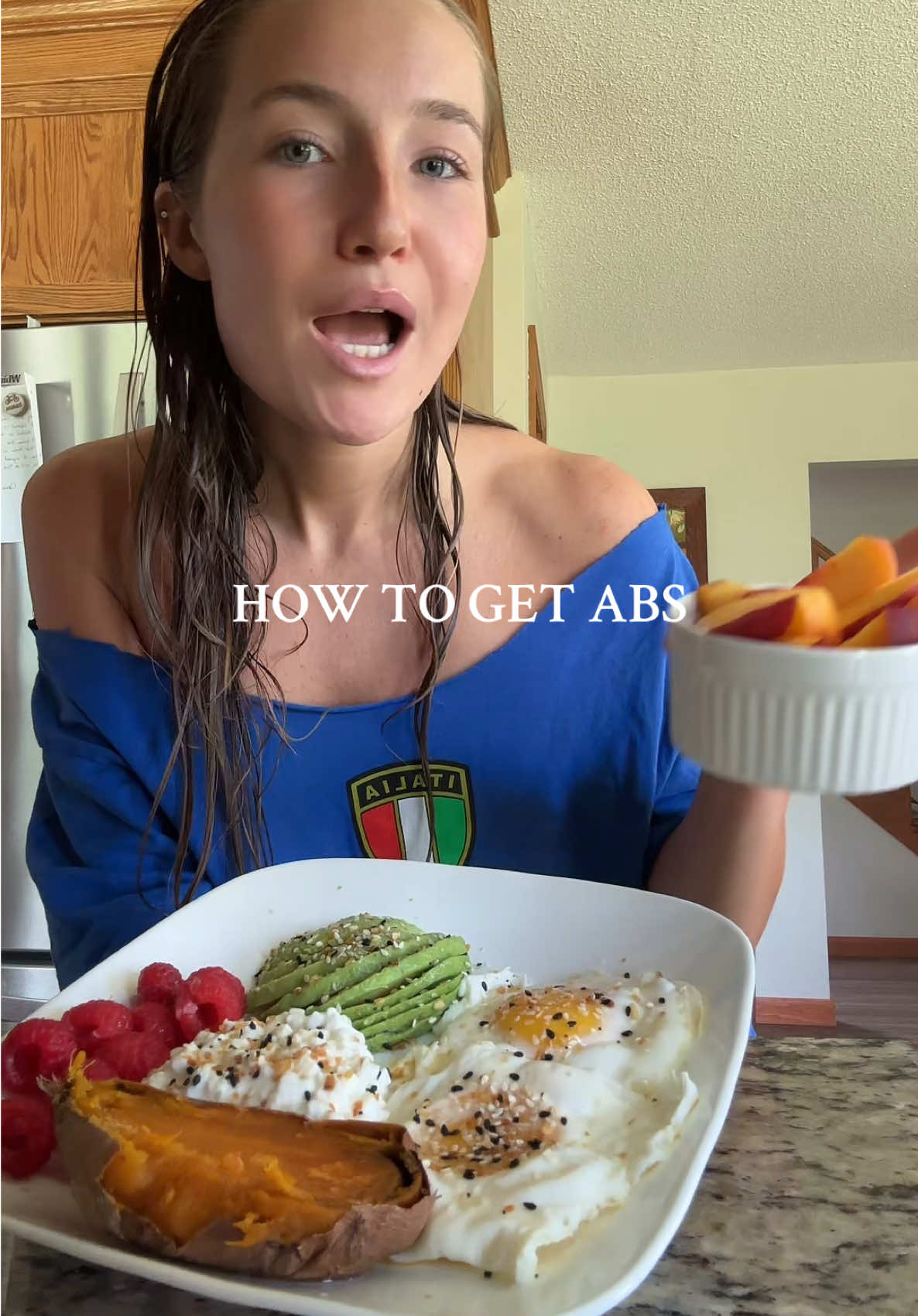 abs are made in the kitchen🥑🫐🍳 #GymTok #nutrition #lean #Fitness #abs #abroutine #wholefoods #gymgirl #bodytransformation #gymphysique #fyp 