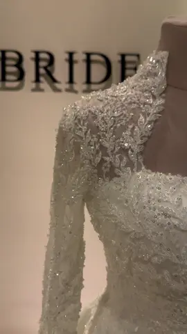 Obsessed is an understatement. 🍃✨ This gown is everything you’ve dreamed of (and didn’t even know you needed). We call her: your future dream dress. 💍💫 #bridalboutique #leaflacedress #squareneckline #weddingvibes #bohobride #modernromance #sayyestothedress #bridegoals #weddingdresslove #2025bride