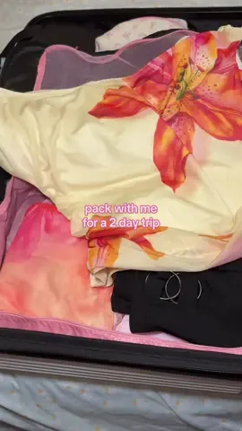 pack w/ me for austin tx 🤍 #packing #trip #vacation #packwithme #traveltiktok #travel #carryon #asmr #asmrpacking  #teamwork #grwmacc #grwmaccount #grwmasmr #austintx #austin #texas #packingforvacation  #teamworkmakesthedreamwork #teamworkchallenge #capcut #socialmedia #tiktok #support #girlssupportinggirls  #fyp #creatorsearchinsights  #girlhood #girllife #forthegirls #girlaesthetic #satisfying  #asmr #asmrsounds  #makeupgirl #creator#explore#fypシ #viral #xyzbca #foryoupage #fypxviral #itgirl #fyfyfyfyfyfy #pinterestaesthetic#girlyhaul#pr#contentcreator#creator#thatgirl  #getreadywithme #influencer #grwmacc  #mircoinfluencer #ugccreator#trends #makeuptutorial#trendingmakeup#girlymood#girlymakeup #pr #prunboxing  #grwmacc #grwmaccount #grwmasmr #teamworkmakesthedreamwork #teamworkchallenge #capcut #socialmedia #tiktok #support #girlssupportinggirls  #fyp #creatorsearchinsights  #girlhood #girllife #forthegirls #girlaesthetic #creator#explore#fypシ #viral #xyzbca #foryoupage #fypxviral #itgirl #fyfyfyfyfyfy #pinterestaesthetic#girlyhaul#pr#contentcreator#creator#thatgirl  #getreadywithme #influencer #grwmacc  #mircoinfluencer #ugccreator#trends #makeuptutorial#trendingmakeup#girlymood#girlymakeup #pr   