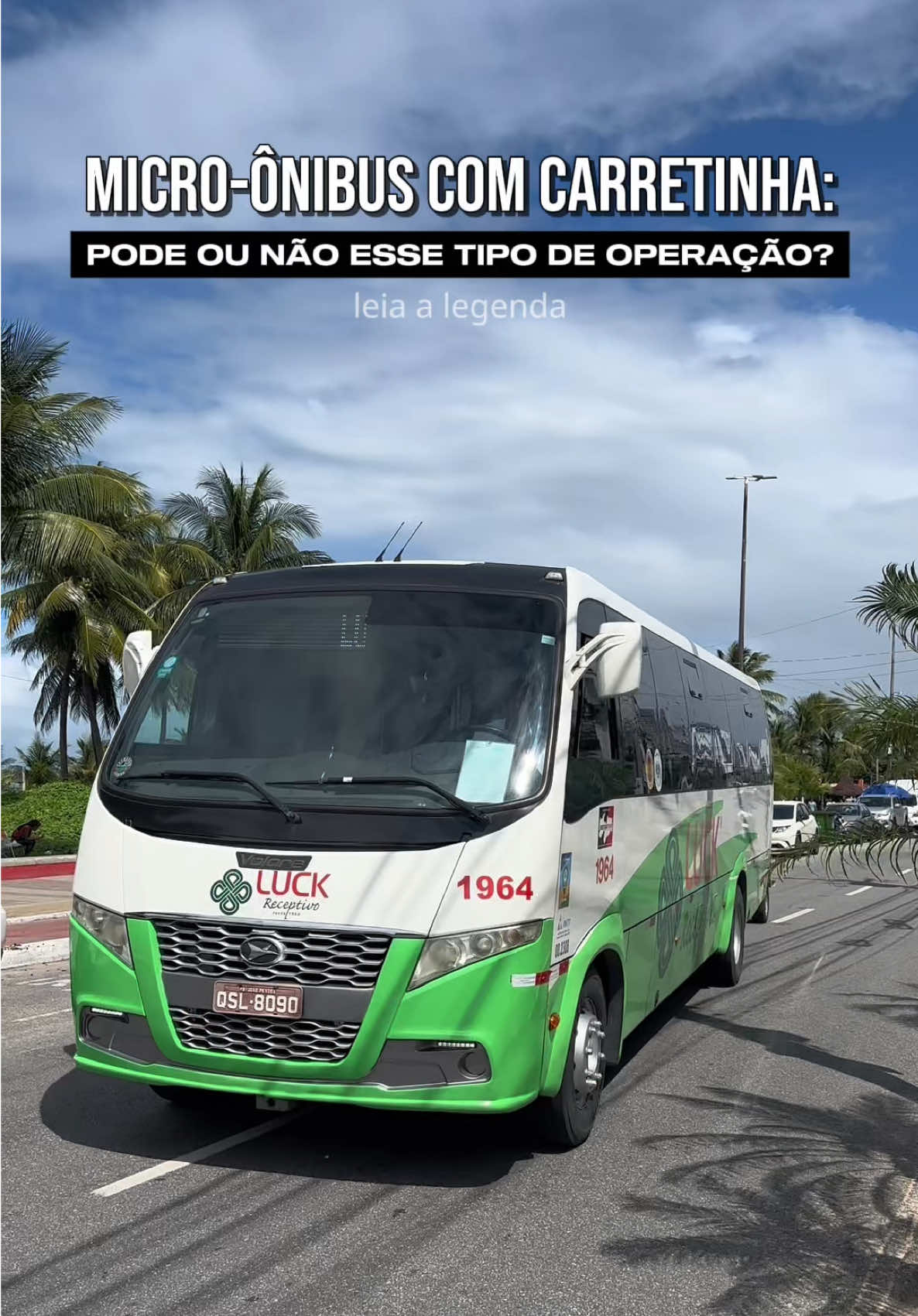 MICRO-ÔNIBUS COM CARRETINHA: PODE OU NÃO ESSA OPERAÇÃO? De acordo com as normas de trânsito brasileiras, um micro-ônibus pode sim tracionar uma carretinha, desde que respeite as exigências do Código de Trânsito Brasileiro (CTB) e do Contran (Conselho Nacional de Trânsito). A principal norma que rege esse tipo de combinação é a Resolução Contran nº 882/2021, que trata dos requisitos para acoplamento de reboques e semirreboques. Para que a operação seja legal, é necessário: ✅ O micro-ônibus esteja devidamente habilitado para tracionar reboque – ou seja, essa informação deve constar no CRLV (documento do veículo). ✅ A carretinha (reboque) seja registrada e licenciada, com placa própria, válida e visível. Não é permitido o uso da mesma placa do veículo trator (micro-ônibus) — cada unidade deve ter seu próprio registro. ✅ O conjunto respeite os limites de comprimento e peso definidos pelo Contran. ✅ O condutor tenha habilitação adequada. Se o PBT (peso bruto total) do conjunto ultrapassar 6.000 kg ou se o micro-ônibus tiver mais de 8 passageiros + motorista, é necessário ter CNH categoria D. ✅ O sistema de engate esteja dentro das normas técnicas do Inmetro, e o veículo tenha todos os itens obrigatórios de segurança, como iluminação, sinalização e freios (quando exigido). ❌ Improvisos, engates não homologados ou carretinhas artesanais sem documentação são infrações graves, sujeitas a multa, remoção do veículo e pontos na CNH. Portanto, a resposta é: pode sim, mas só dentro das regras. Fora delas, a prática é considerada irregular — e pode gerar penalidades.