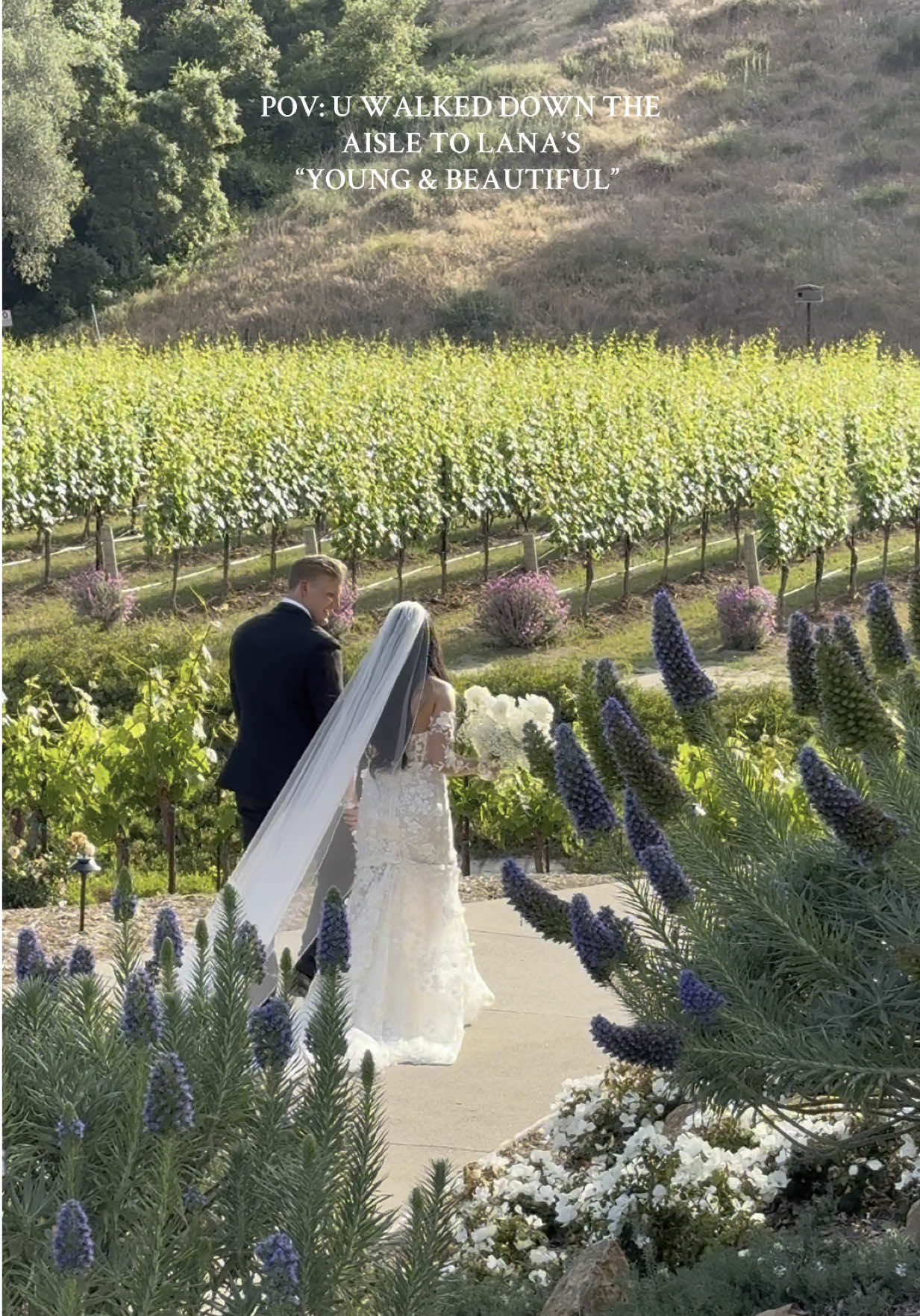 of course had to walk down to lana 🫶🏼 i truly don’t think i’ll ever get over this day💍 #wedding #youngandbeautiful #aislesongs #lanadelreywedding #walkingdowntheaisle #2025bride 