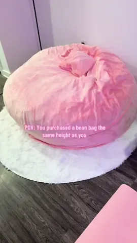 I’m so happy the fill comes with it the ones that dont cost almost 100 dollars more 😩 and this is literally on sale 😩🫶🏾In my favorite color I had to get it 💕I’ve been living in this thing it’s so comfy, and it’s helping bring my pink wonderland apartment to life 🫦🛒 • • • #beanbag #beanbagchair #viral #tiktokshop #fyp #pink 