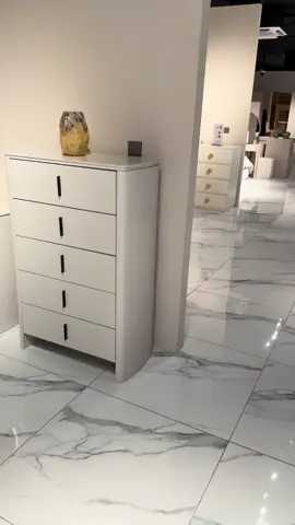 موديل رويل ستي موديل ممتميز بتصميمه البسيط جوده عاليه شغل تركي معمل اصلي ضمان ٥ سنوات حقيقي يناسب جميع مساحات المجمعات السكنيه الصغيره للستفسار مراسله الصفحه او تحبون تنورونا عنوانه بغداد الاسكان مجاور مستشفى الطفل مجمع بركة الرحمان كل الهلا بيكم عنوانه كلشي مختلف وجديد ومتميز موجود عدنه 🤍🔥 #بركة_الرحمان_للأثاث_المستورد #مجمع_بركة_الرحمان #اثاث_منزلي_حديث_غرف_نوم #اثاث_ومفروشات #اثاث_فاخر #اثاث #اكسبلور 