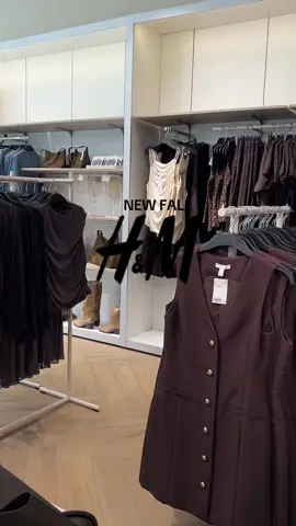 NEW H&M Fall Collection 🤎🧸 #hmnewfall #hmfallcollection #hmfall2025 #falloutfits #fallfashion #fallstyle #autumn #autumnhaul #autumnclothes #hmhaul #newin 