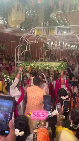 This holud was so memorable that i can’t love any other function this much - #CapCut #fyp #foryou #trendingvideo #fyppppppppppppppppppppppp #fypage #foryou #trendingvideo #fyppppppppppppppppppppppp #fypage #viral #friendshipgoals #groomersoftiktok #groomside #grouptransition #dancecrew #holudgang #transitions #sunglasses #sunglasstrend #explorepage #explore #viralvideo #holudnight #holudparty 