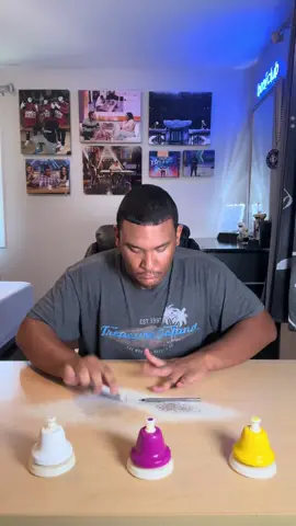Recreating the classic lunch table beat (Grindin’) 🔥🔥🖊️ #fyp #pentapping @Pharrell @Clipse 