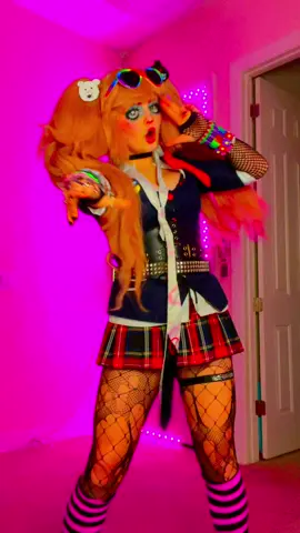 OSHA welding safety test on Monday…. #junko #junkoenoshima #junkoenoshimacosplay #junkocosplay #danganronpacosplay #danganronpa #cosplay #2020 #2020junko #2020cosplay #welding 