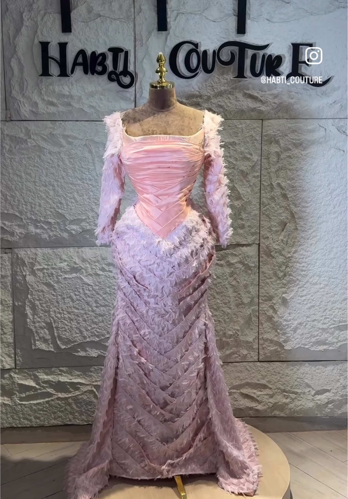 +223 73 38 02 88.  #maisondecouture #mode #couturefashion #habticouture #malitiktok | #viral #bamakomali 