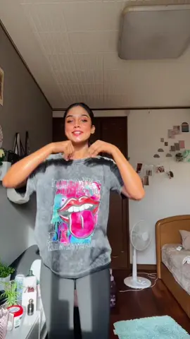 හා පොඩ්ඩක් හිනා වෙන්නකො🤓🤓#fypシ゚ #smile #Love #videoviral #dimples 