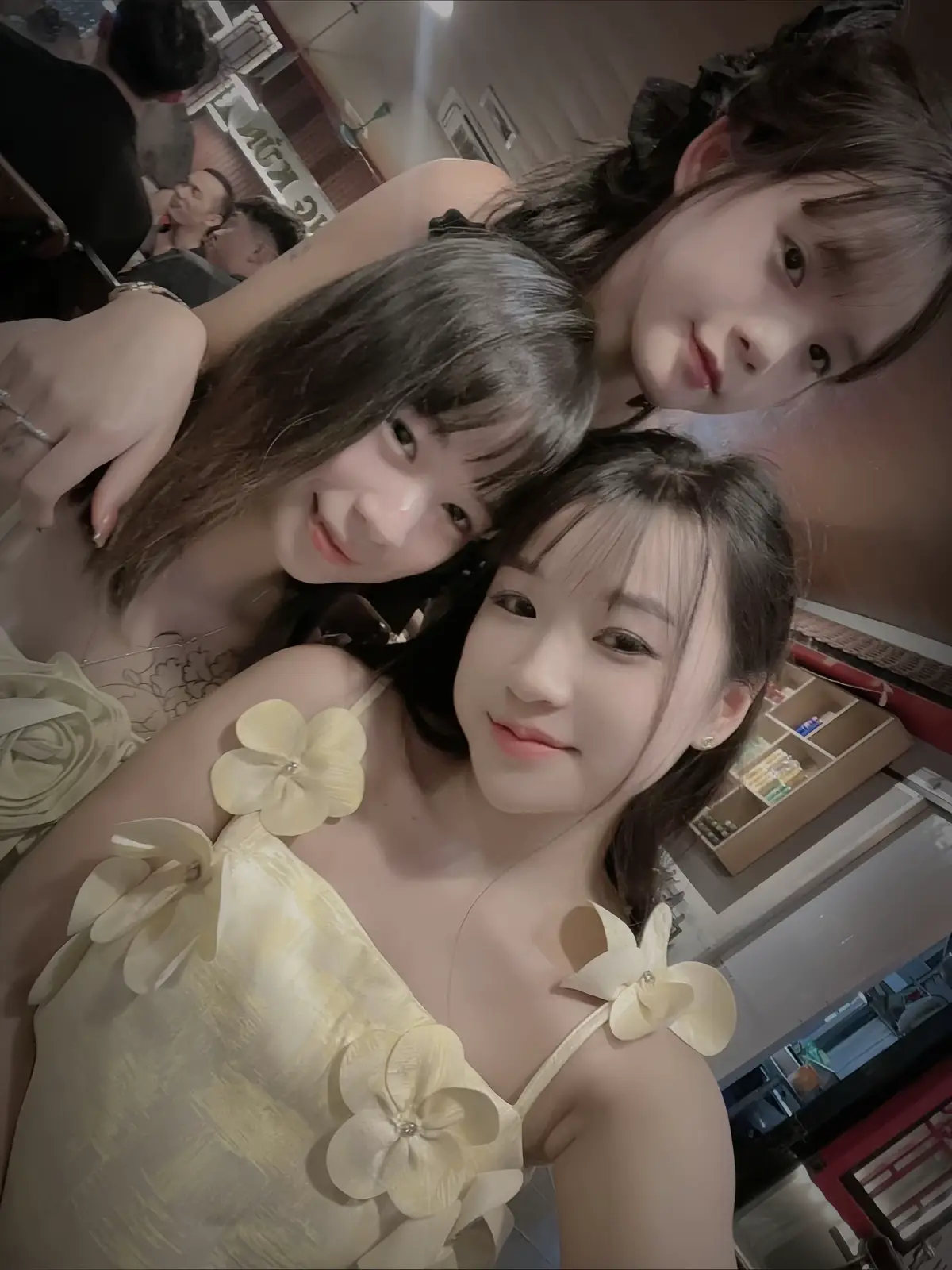 #@thaoanh865 sn vv nha 😘