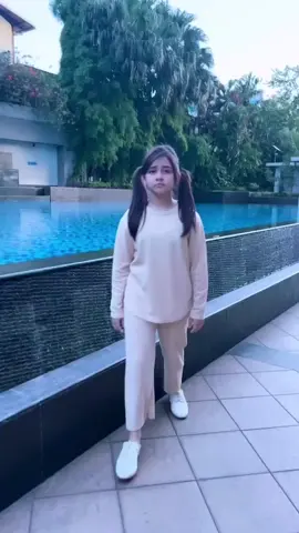 si embul 😍😁 #ciarabrosnan #ciara #mbul#gemes #lucu #waktukecil #viral #foryou #lewatberanda #fyp #fypage #fypシ 