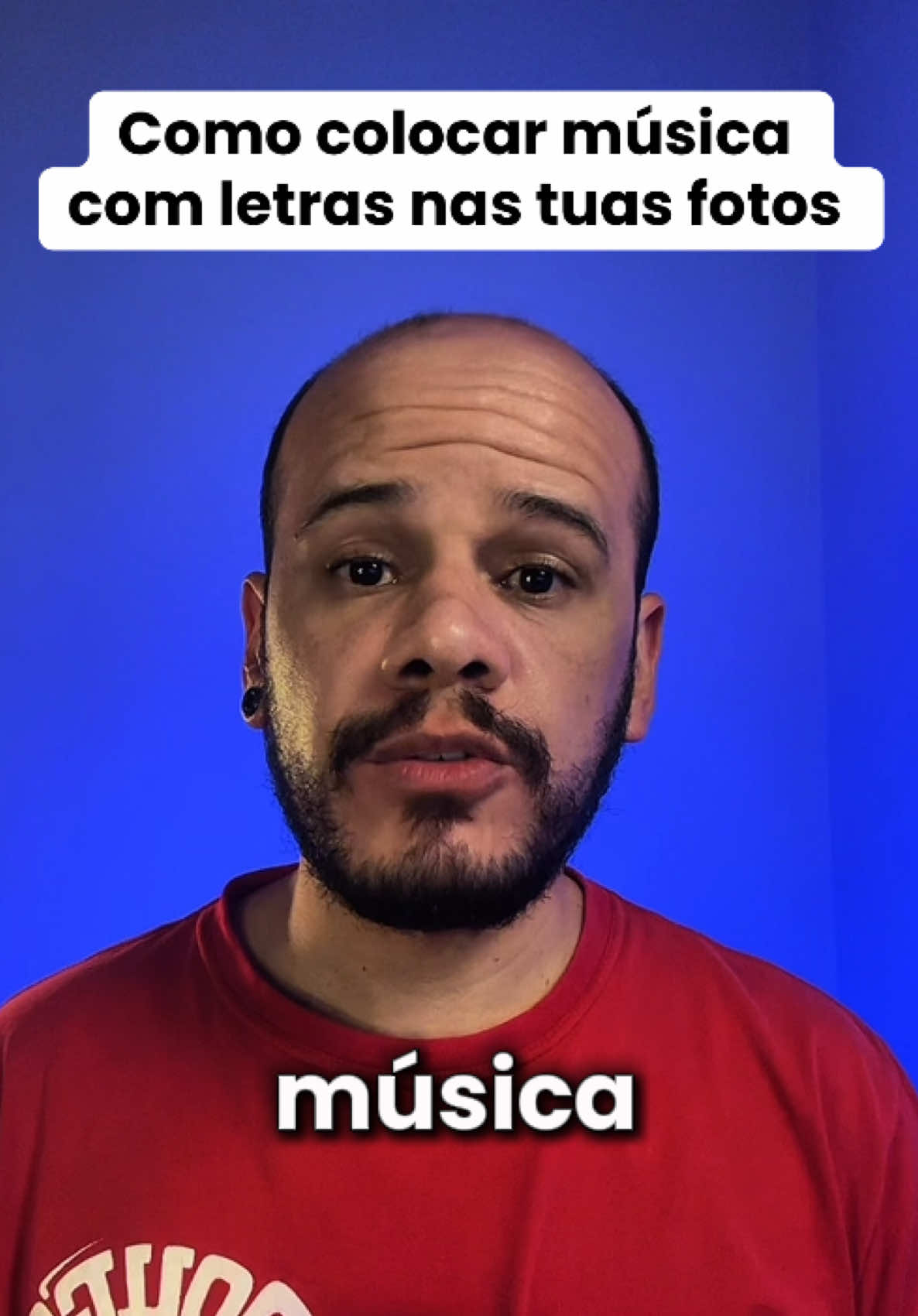 Música com letras nas tuas fotos
