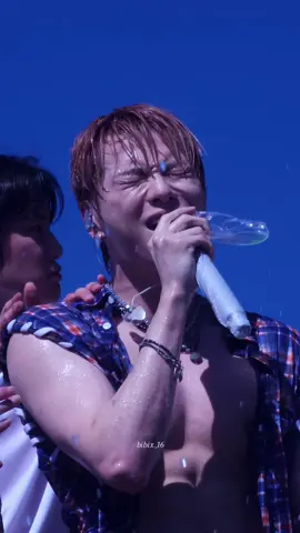 잘생겼다.!! ----------------- #강다니엘 #kangdaniel #부산워터밤 #waterbomb 