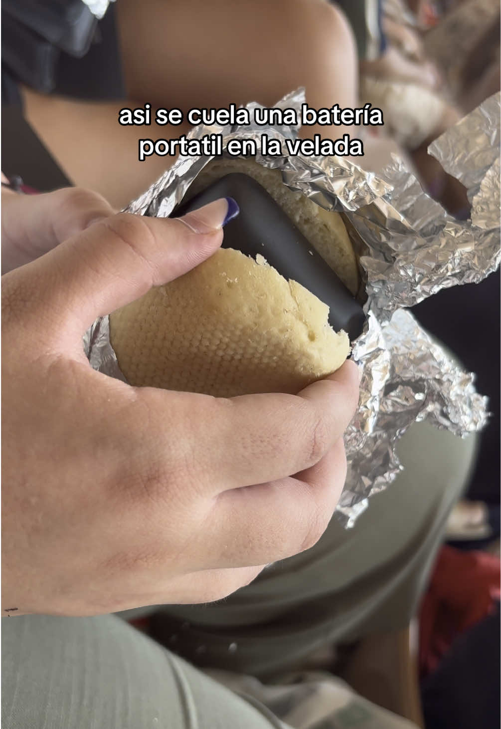 un truquito pa la próxima 🫩 #veladadelaño5 #sevilla #ibai #truco #lifehacks 