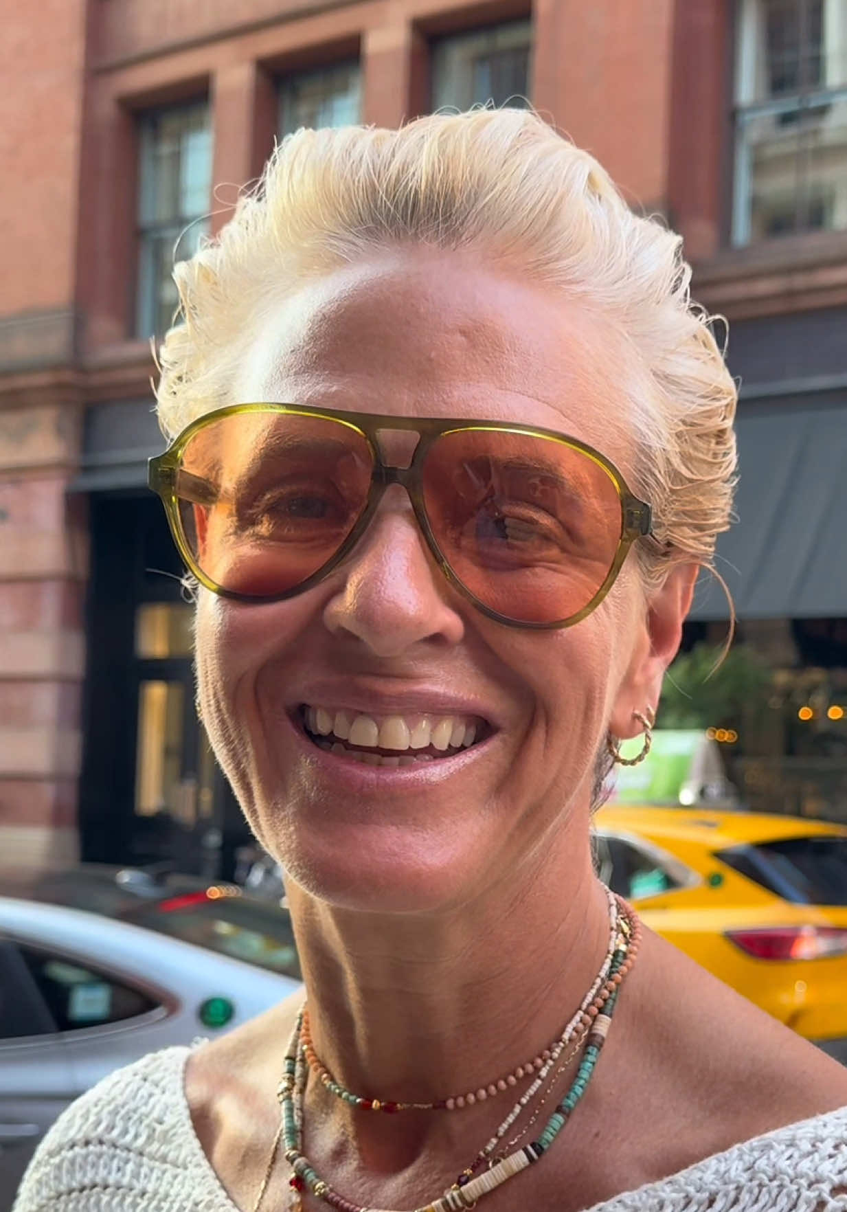 Practice being comfortable in the uncomfortable  #confidenceheist #inspiring🌍withconfidence #davidcarmi #confidence #nyc #comfortzone #selfconfidence #selfexploration 