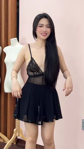 Mặc bộ này lượn lờ ny mày chịu sao #donguxinh #vaynguquyenru #nguyenphuonghong 