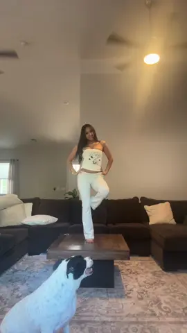ts a chill version compared to my other one 😭🧍🏽‍♀️#paratii #az #fypシ゚viral #xyzbca #simplyysophiaaa #dancing 