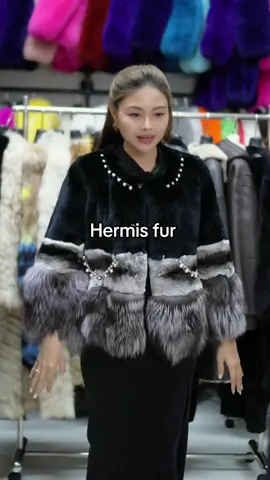 #rexrabbit #fur #เสื้อกันหนาว #hermisfur #luxuryfur 