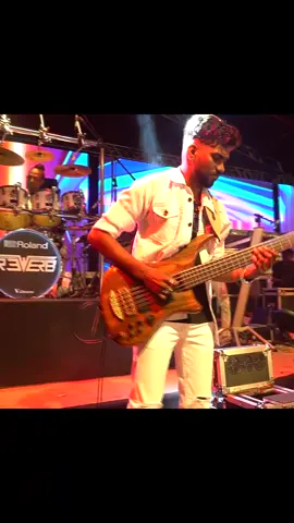 අනේ පැටියෝ මට නම් බනින්න එපා 😍🫡#foryou #reverbmalith #bass #viralvideo #trending 