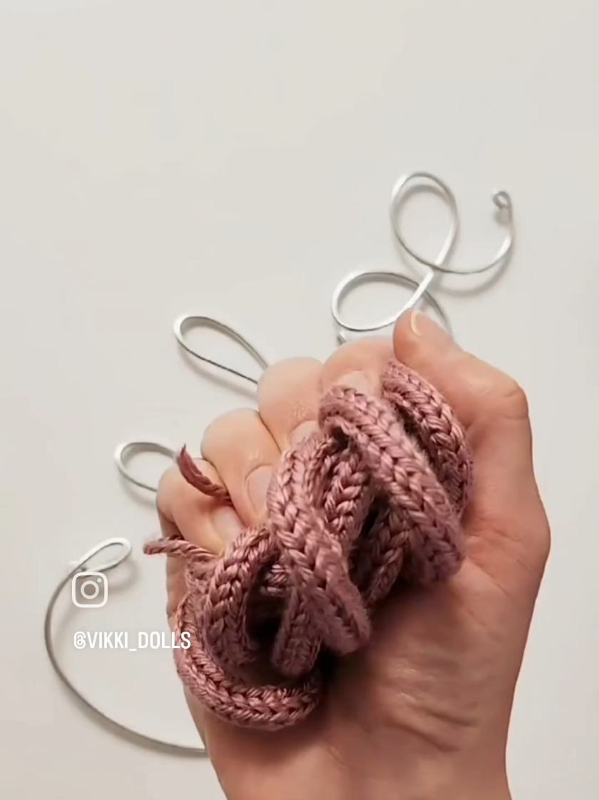 #knittedname #tricotin #decorkidsroom #crochet #wirebending 