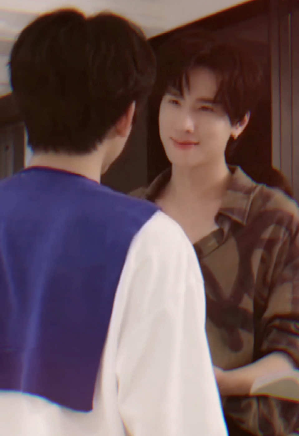 SAY RỒI SAY RỒI TÔI CŨNG SAY RỒI!!!!! 😭 HÀNH ĐỘNG NÀY, ÁNH MẮT NÀY, LÀ TÔI RUNG ĐỘNG ĐƯỢC CHƯA 😭😭😭 #lưuhiênthừa #triểnhiên #zhanxuan #liuxuancheng #nghichai #展轩 #刘轩丞 #boylove #revengedlove #fyp #xh #viral 