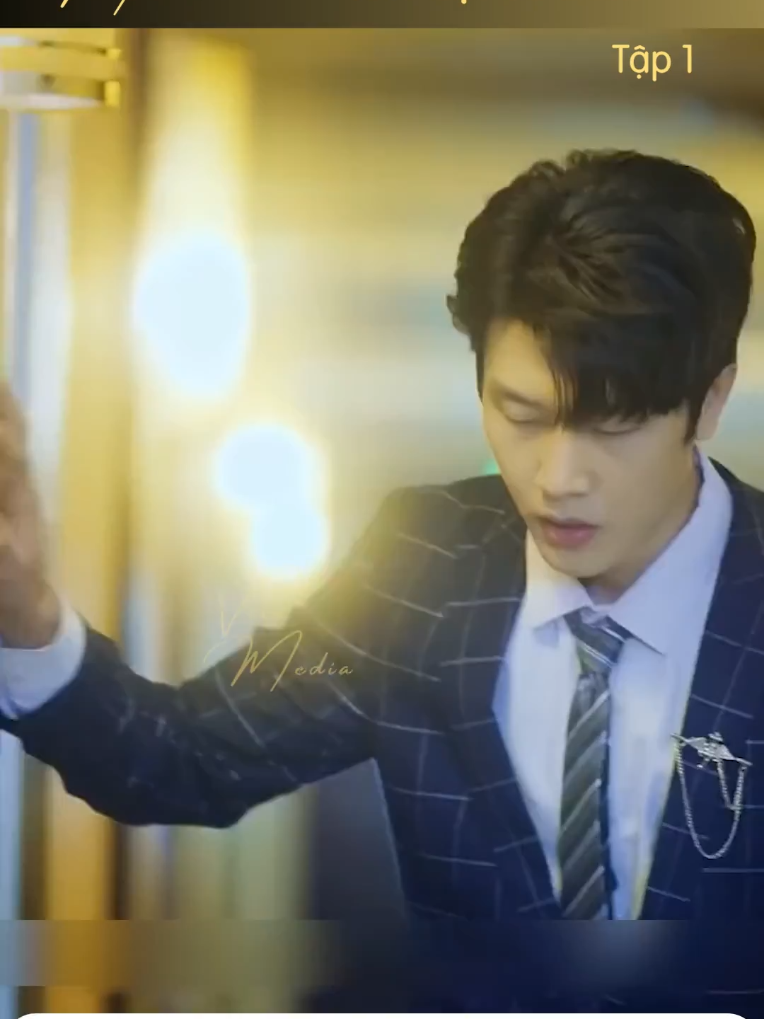 Im đi! Bà chỉ muốn quay lại với nhau lần nữa thôi! Tổng tài bị chuốc r-o-c-k-e-t đến k-h-á-c-h s-ạ-n thuê              #reviewphimhay#xhtiktok#phimhaymoingay#phim#xuhuongtiktok#xuhuong#phimhay#phimtrung#reviewphimngontinh#reviewphimtongtai#reviewphimtrungquoc#reviewphimphòng nhưng khi mở cửa ra lại bất ngờ thấy vợ ở trong chở sẵn plus