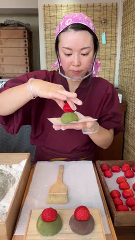 Mochi Macho Man pounds some chocolate mochi! #kyoto #matcha #muscle #fyp #mochimochi