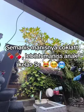🥶🥶 #fotolive #fyppppppppppppppppppppppp #lewatberanda #kelastiktok 