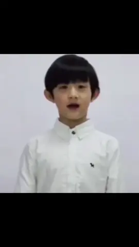 Xin chào bạn học Trần Dịch Hằng #chenyiheng #trandichhang #chenyiheng_陈奕恒 #tfgiatộc #đạicamẫugiáo👻 #fyp 