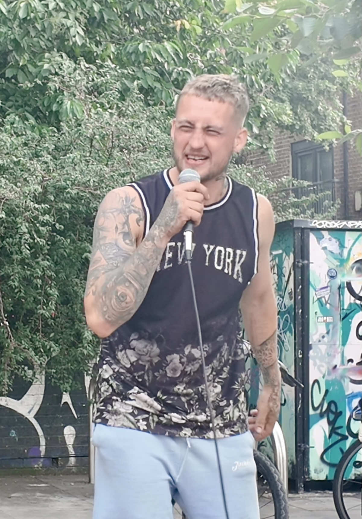 From YouTube to Fire In the Booth 🤣 #madd #manneh #fyp #live #music 
