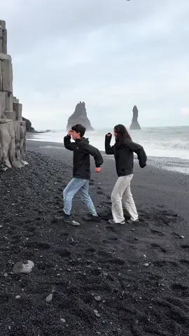 Awibawe door IJsland🌋 @djidroneshots_js  #traveltiktok #iceland #fyp #awimbawe #recap