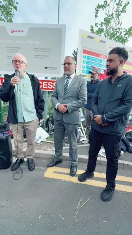 ….let’s talk about the two-child benefit cap. This cruel policy has pushed hundreds of thousands of children into poverty. Scrapping it would lift 250,000 children out of poverty overnight, and ease the hardship faced by another 850,000. It would cost £1.3 billion to scrap - but child poverty already costs the UK economy £39 billion a year. The moral and economic case couldn’t be clearer. Our Scottish neighbours are already leading the way - the Scottish Government has pledged to abolish the two-child limit by 2026. If they can do it, so can we. It’s time to follow their lead and build a UK that prioritises compassion, dignity, and fairness for every child - no exceptions.  @Jeremy Corbyn @Ayoub Khan  #YourParty #JeremyCorbyn #BinWorkers #PeoplePoweredPolitics #myWardEnd #CapCut 