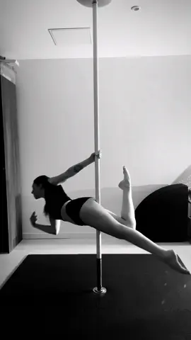 #poledance #superman #evolution #polesport 