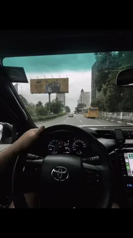 #itsalwaysyou#chilldrive #fyp #toyotahilux 