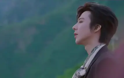他身上真有一股神秘的力量 有点意思。 帥 Cr