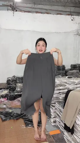 300-400 ca còn không tiếc nữa là#xuhuong #quanbaggy #quanvainu #thoitrangnubigsize #quantay #quancongso 