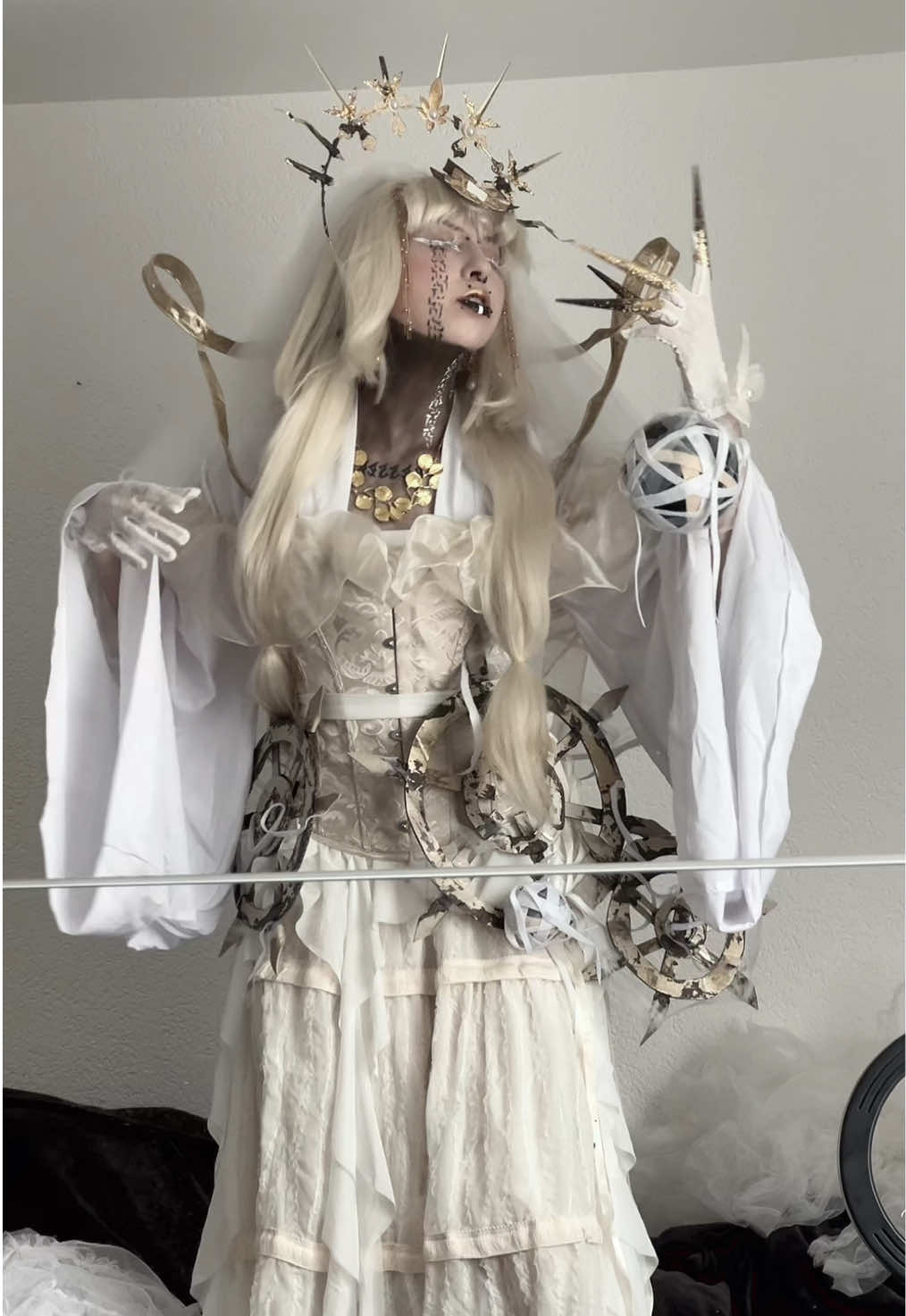 #MYSTICFLOURCOOKIE // inspired by her beast Form (the silkworm) // #cosplay #cosplayer #cookierunkingdom #crk 
