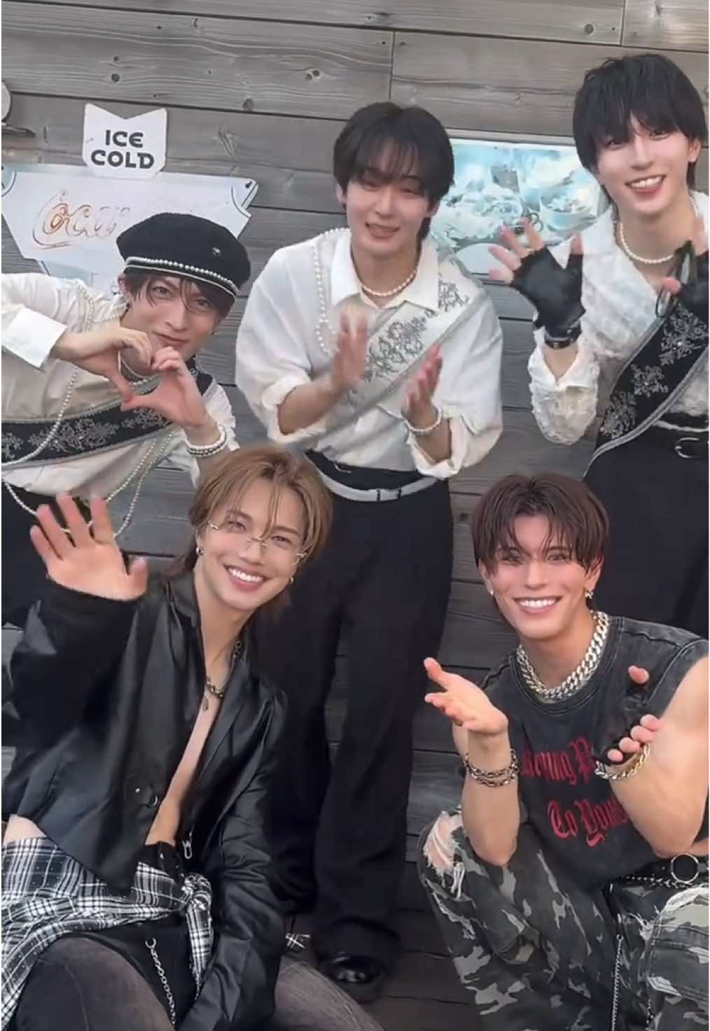 #SurviveFES ２日目ありがとうございました❤️‍🔥 1日目に披露した #PeaceSummer を#OCTPATH さんが一緒に踊ってくれました‼️ #OCTPATH#太田駿静 さん #高橋わたる さん #四谷真佑さん #ENJIN #TOY #SOL @SOL. 