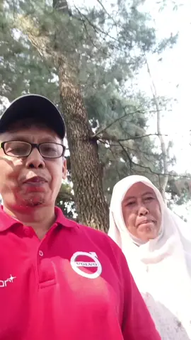Allah mau, kamu lebih kuat dari hari ini #katakatahariini #quotes #temanhijrahmu 