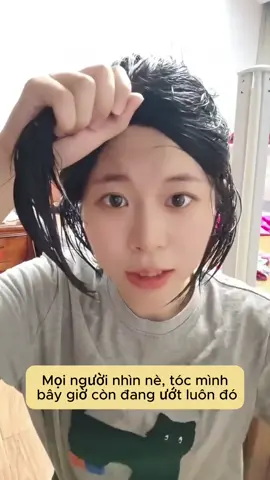 Mẹo làm tóc khô siêu nhanh :)) #lamdep #gocnholamdep #goclamdep #beautytips #xuhuong #tipslamdep #viral 