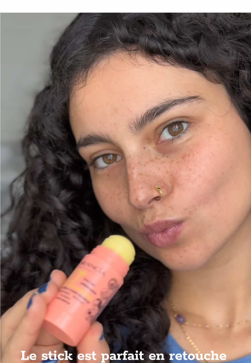 Mes nouveaux produits coups de cœur pour me protéger efficacement du soleil ☀️ Ce sont ceux du @LABORATOIRE GARANCIA. Ils sont parfaits, autant leur haute protection que leur texture agréable. Aucun fini gras, et aucune trace. On peut facilement glisser le stick solaire dans son sac pour en remettre dès que c’est nécessaire 🧡 #solairegarancia #suncare #skincare #partenariat #ugc 