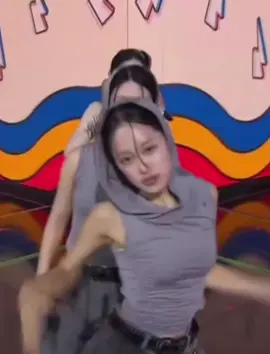her stage presence >> #ruka #루카 #kawairuka #rukababymonster #babymonster 